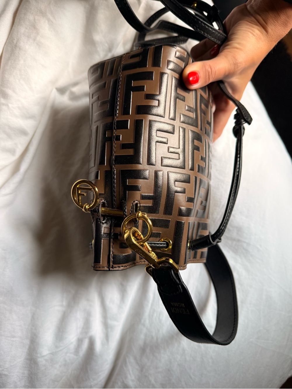 Fendi Bucket Bag - Picture 5 of 7